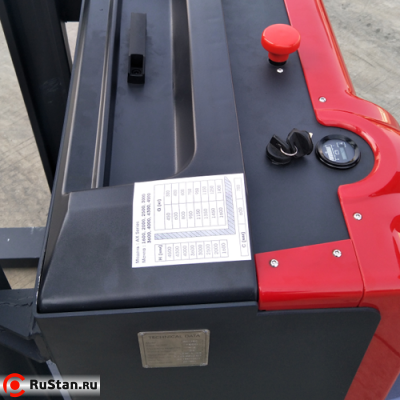 Самоходный Штабелер AX-4316 OXLIFT 4.3 м 1600 кг фото №4 Самоходный Штабелер AX-4316 OXLIFT 4.3 м 1600 кг фото №4