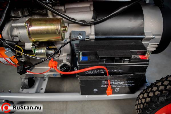 Генератор бензиновый 8,0 кВт 220В 27 л с электростартером и колесами TOR KM11000H фото №3 Генератор бензиновый 8,0 кВт 220В 27 л с электростартером и колесами TOR KM11000H фото №3