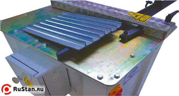 Маятниковая пила для шинорейки FKM-01 фото №3 FKM-01 фото №3