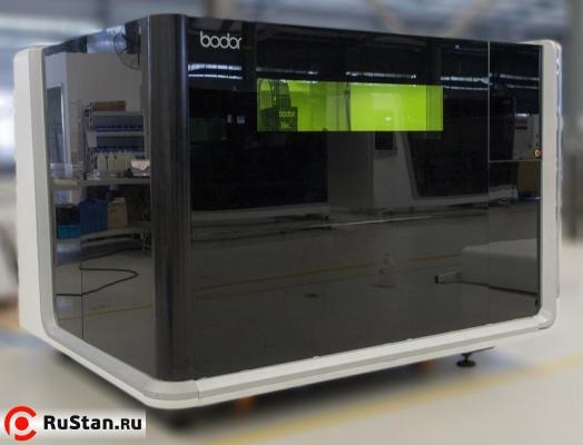 Малогабаритный лазерный станок для резки металла с ЧПУ Bodor i5-1000W с волоконным лазером MAX фото №7 Малогабаритный лазерный станок для резки металла с ЧПУ Bodor i5-1000W с волоконным лазером MAX фото №7