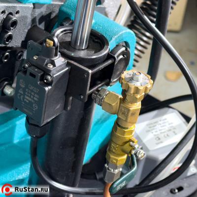 Ленточнопильный станок LM-170G/380 фото №17 AURA LM-170G/380 фото №17