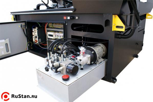 Станок ленточнопильный автоматический двухколонный Pilous ARG 300 DCT CF-NC AUTOMAT фото №7 Pilous ARG 300 DCT CF-NC AUTOMAT фото №7