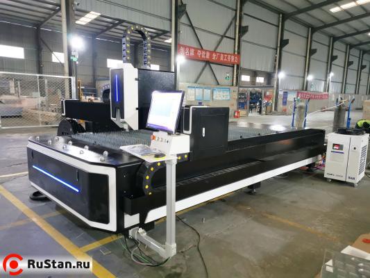 Лазерный станок для резки металла с автофокусом Raptor SFL3015 Tube Raycus 3000 Вт фото №6 Лазерный станок для резки металла с автофокусом Raptor SFL3015 Tube Raycus 3000 Вт фото №6