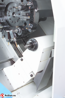 Токарный обрабатывающий центр SPINNER TC300-52 - перемещаемая задняя бабка фото №4 Токарный обрабатывающий центр SPINNER TC300-52 - перемещаемая задняя бабка фото №4