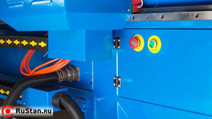 Фрезерный станок с ЧПУ TS 1325L - Встроенный электро-шкаф фото №4 Фрезерный станок с ЧПУ TS 1325L - Встроенный электро-шкаф фото №4