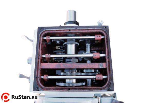 12-ти ступенчатая коробка передач, изготовленная из качественной конструкционной стали, развивает большой крутящий момент на малых оборотах. фото №18 METAL MASTER Z41150 фото №18